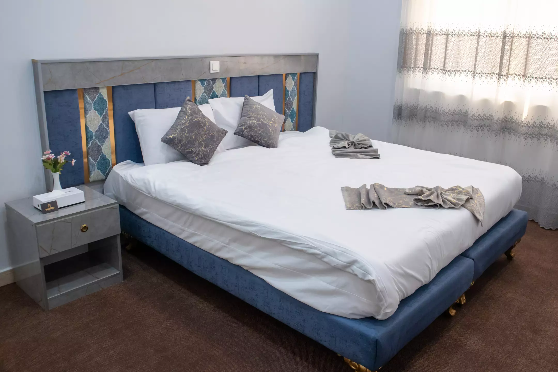 هتل آپارتمان آنامیس بندر عباس